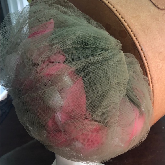 Vtg Net pillbox hat floral 50’s housewives church - Picture 4 of 8